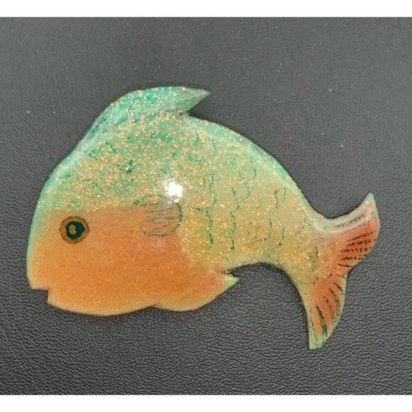 Vintage Handmade Sparkly Lightweight Fish Brooch - Picture 1 of 3